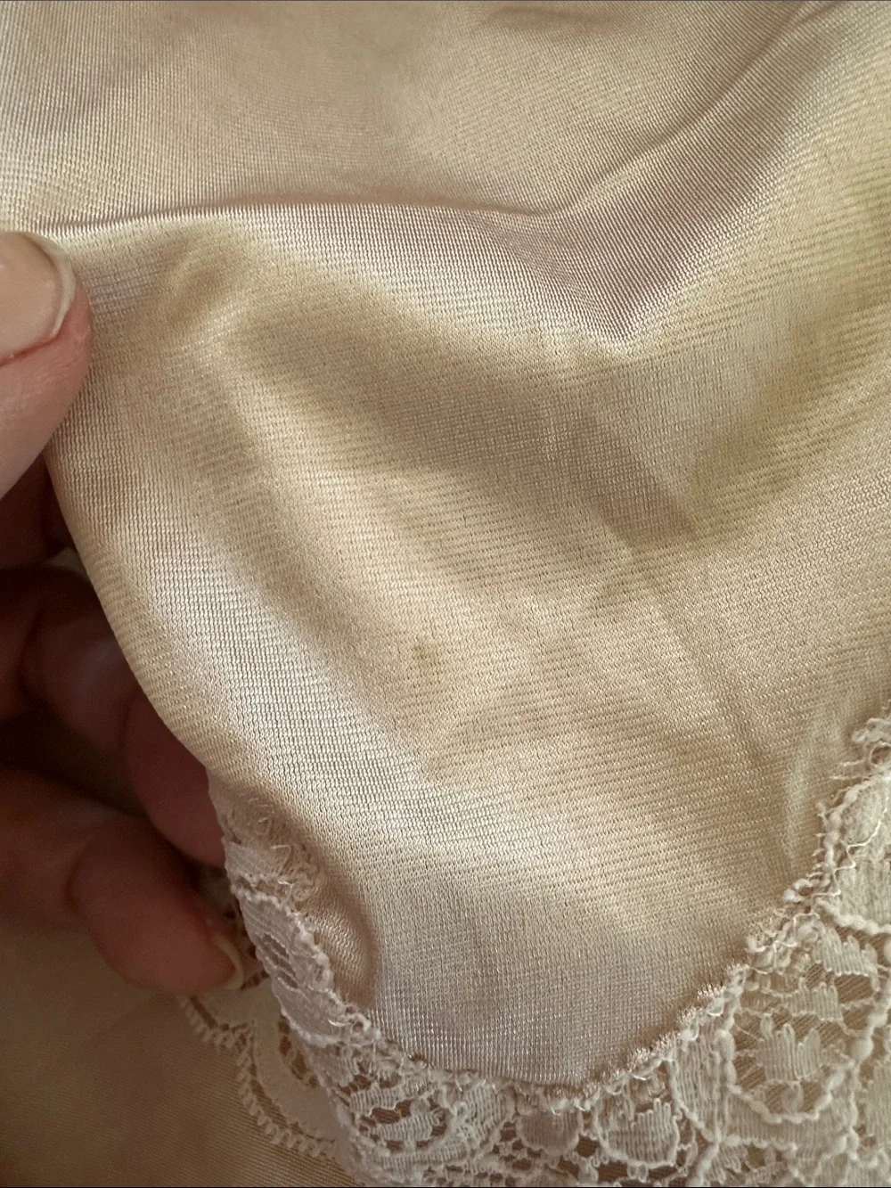 Vintage 60s light blush pink full nylon slip with lace detailing - Picture 8 of 8